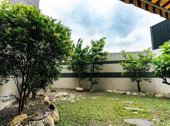 Jophina Bed & Breakfast Donggang Bagian luar foto