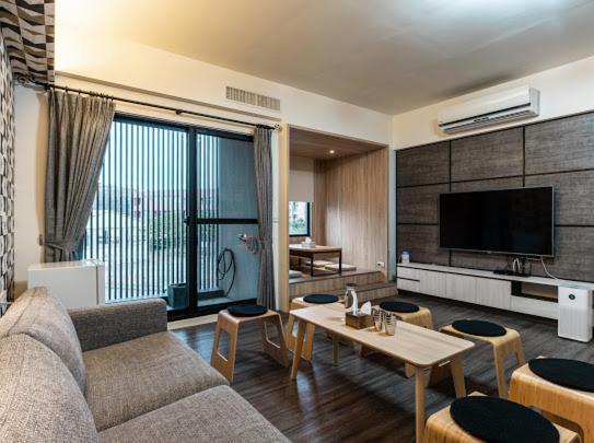 Jophina Bed & Breakfast Donggang Bagian luar foto